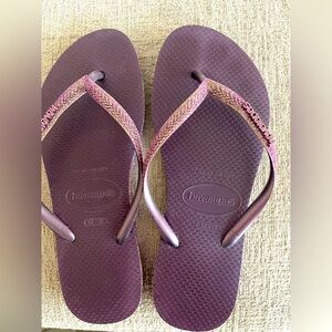 Eggplant colored sparkly Havianas